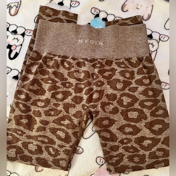 Mocha Leopard Seamless Leggings, size L - Picture 7 of 10